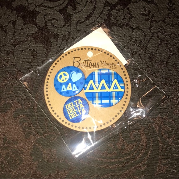 Tri Delta Buttons - Picture 2 of 2